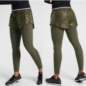Athleta Rainier 2 in 1 Tights Shorts Green Skort Active Workout Running Medium